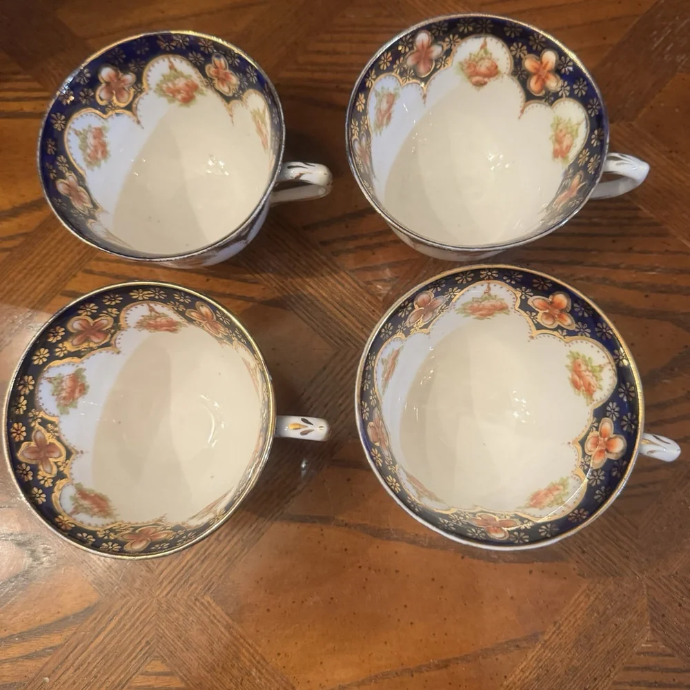 Set Of 8 Vtg Royal Albert Crown China Imari Style 4692 Cobalt Blue Cup & Saucer